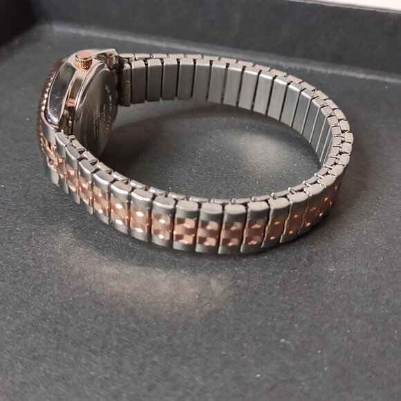 6 Inch Two Tone Metal Stretch Watch With White Dial - Picture 6 of 12